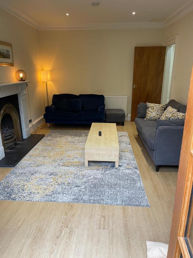 Fantastic Location 10 Mins To Princes Street- 15 To Royal Mile- Main Door-Patio Edinburgh Eksteriør bilde